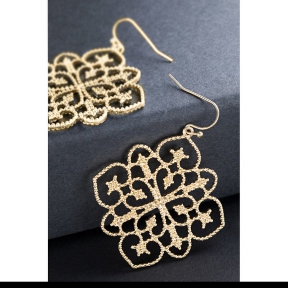 Goldtone Moroccan Boho Syle Filigree Earrings - Picture 2 of 5